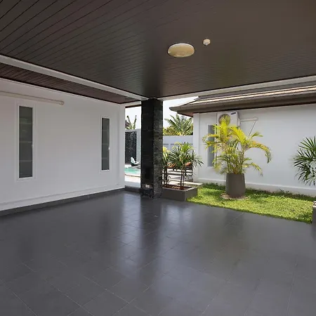3Br Villa Marine With Private Pool, Waterfalls In Naiharn Beach Rawai Exterior photo